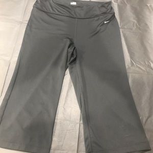 Nike FitDry Capri workout pants